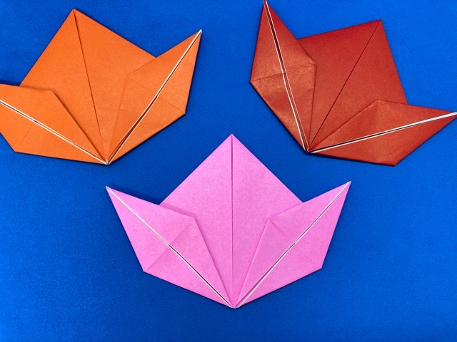折り紙 桃 もも の簡単な作り方 How To Make An Easy Origami Peach 簡単折り紙教室