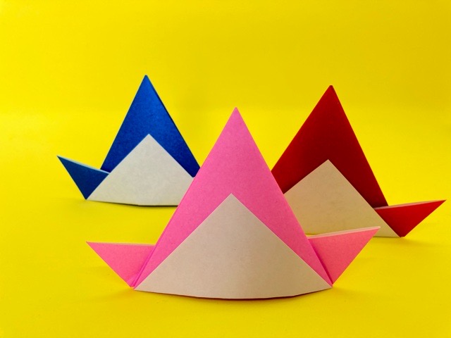 三角帽子（さんかくぼうし）の折り紙_15