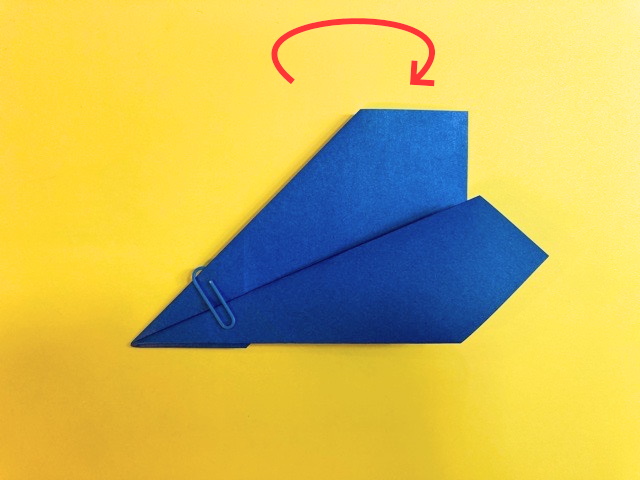 よく飛ぶ紙飛行機1（よくとぶかみひこうき）の折り紙_13