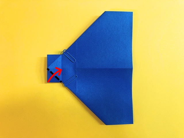 よく飛ぶ紙飛行機5（よくとぶかみひこうき）の折り紙_01
