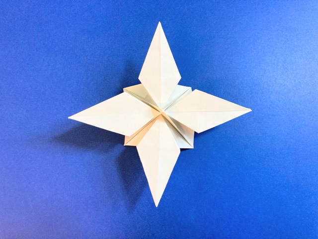 雪の結晶の折り紙の作り方_81