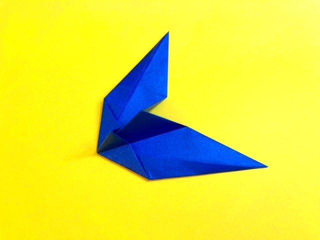 よく飛ぶ紙飛行機の折り紙10_08