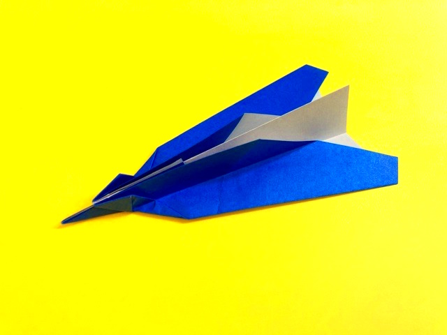 よく飛ぶ紙飛行機の折り紙7_20