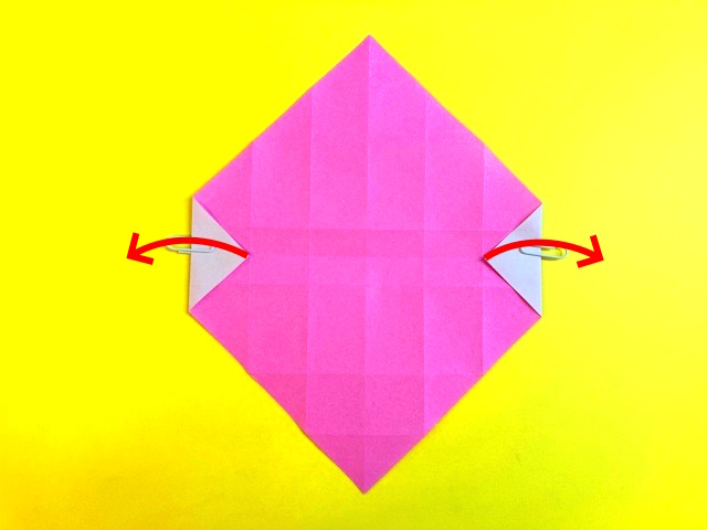 のりなしで折れる紙袋の折り紙の作り方_021