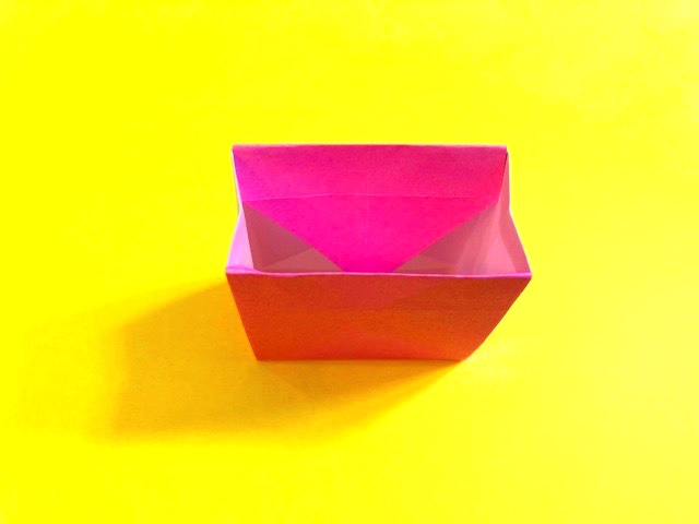 のりなしで折れる紙袋の折り紙の作り方_057