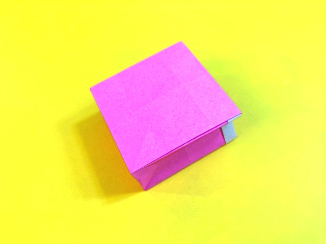 のりなしで折れる紙袋の折り紙の作り方_062