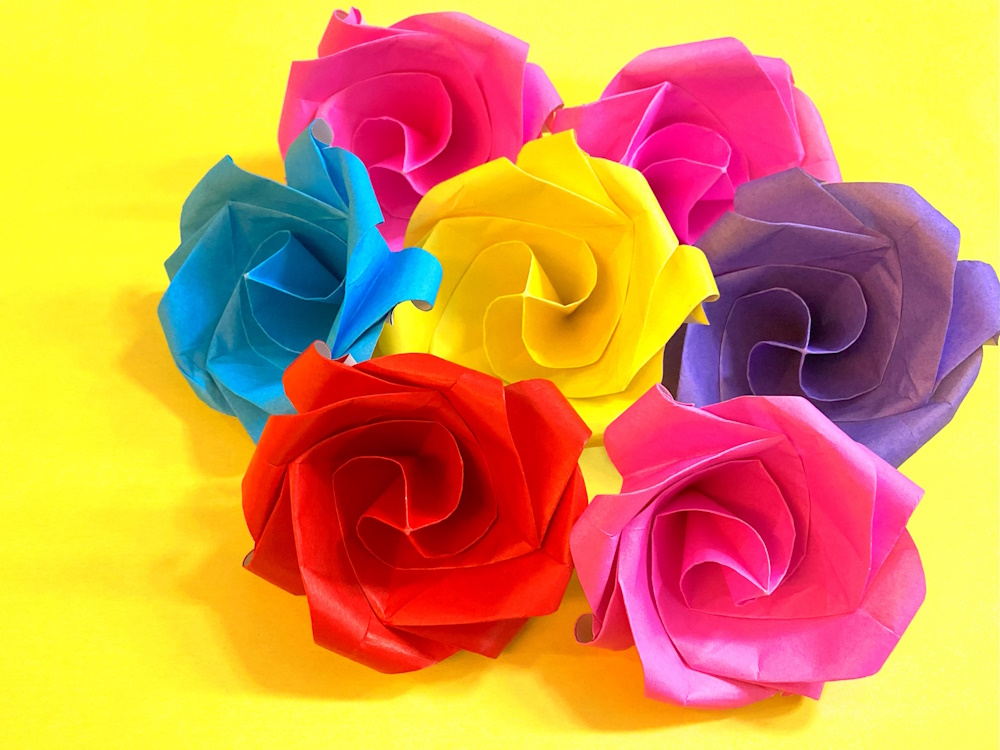 動画】花の折り紙 1枚で折れる立体的な薔薇（バラ・ばら）の簡単な 