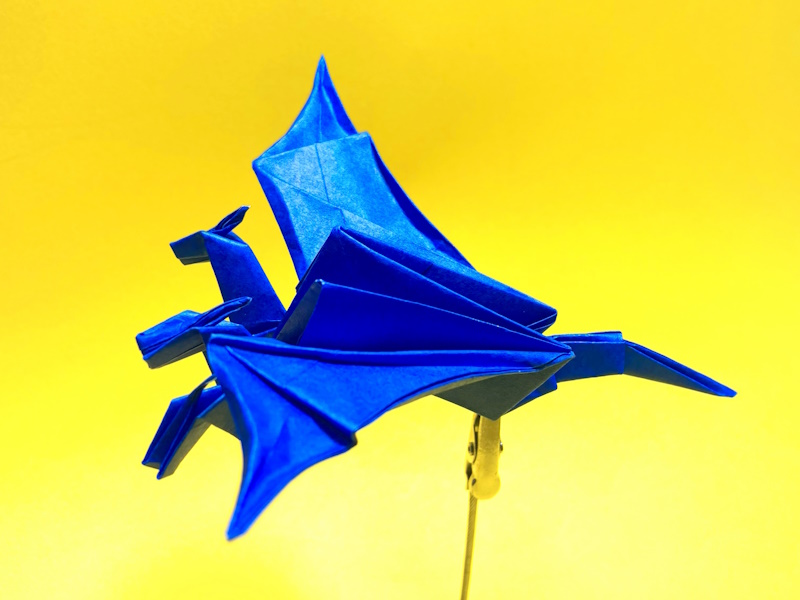 折り紙　羽ばたくドラゴン三頭龍の簡単な作り方～How to make an easy origami flapping dragon（three headed dragon）～
