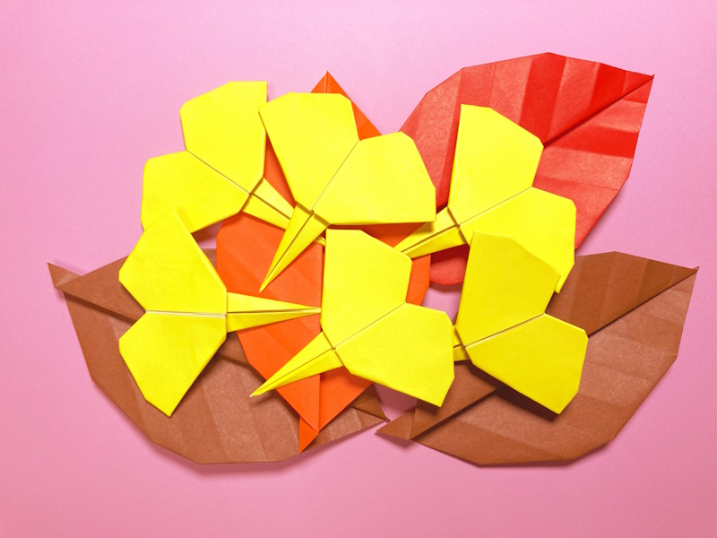 秋の折り紙　イチョウの葉の簡単な作り方～How to make an easy origami ginkgo leaves～