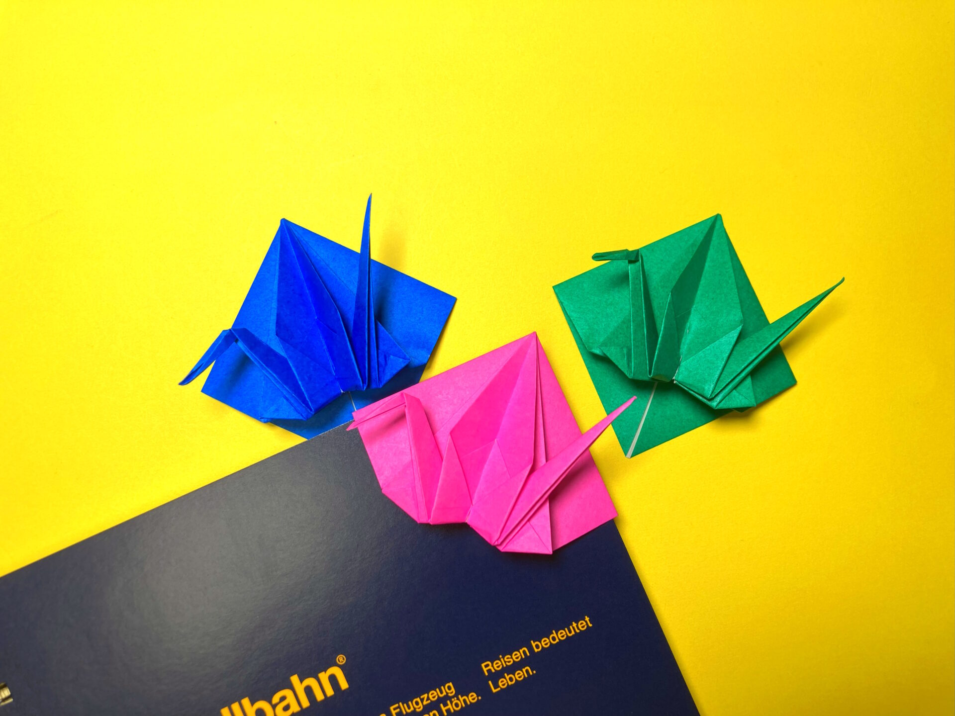 折り紙 鶴のしおりの簡単な作り方2~How to make an easy origami crane bookmark~