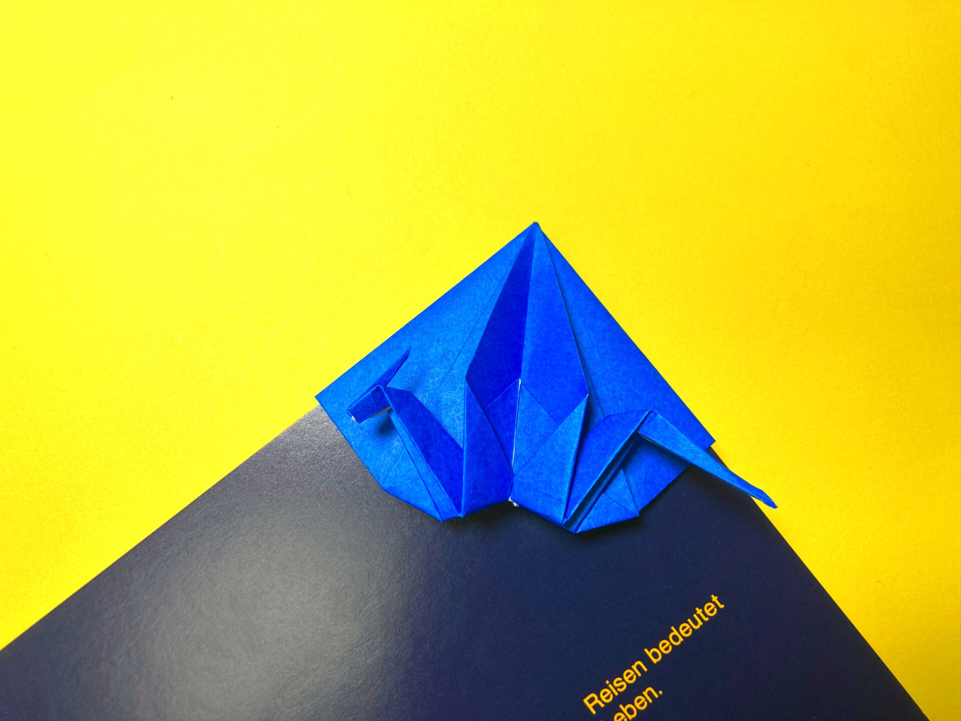 折り紙 ドラゴンのしおりの簡単な作り方4~How to make an easy origami dragon bookmark~2