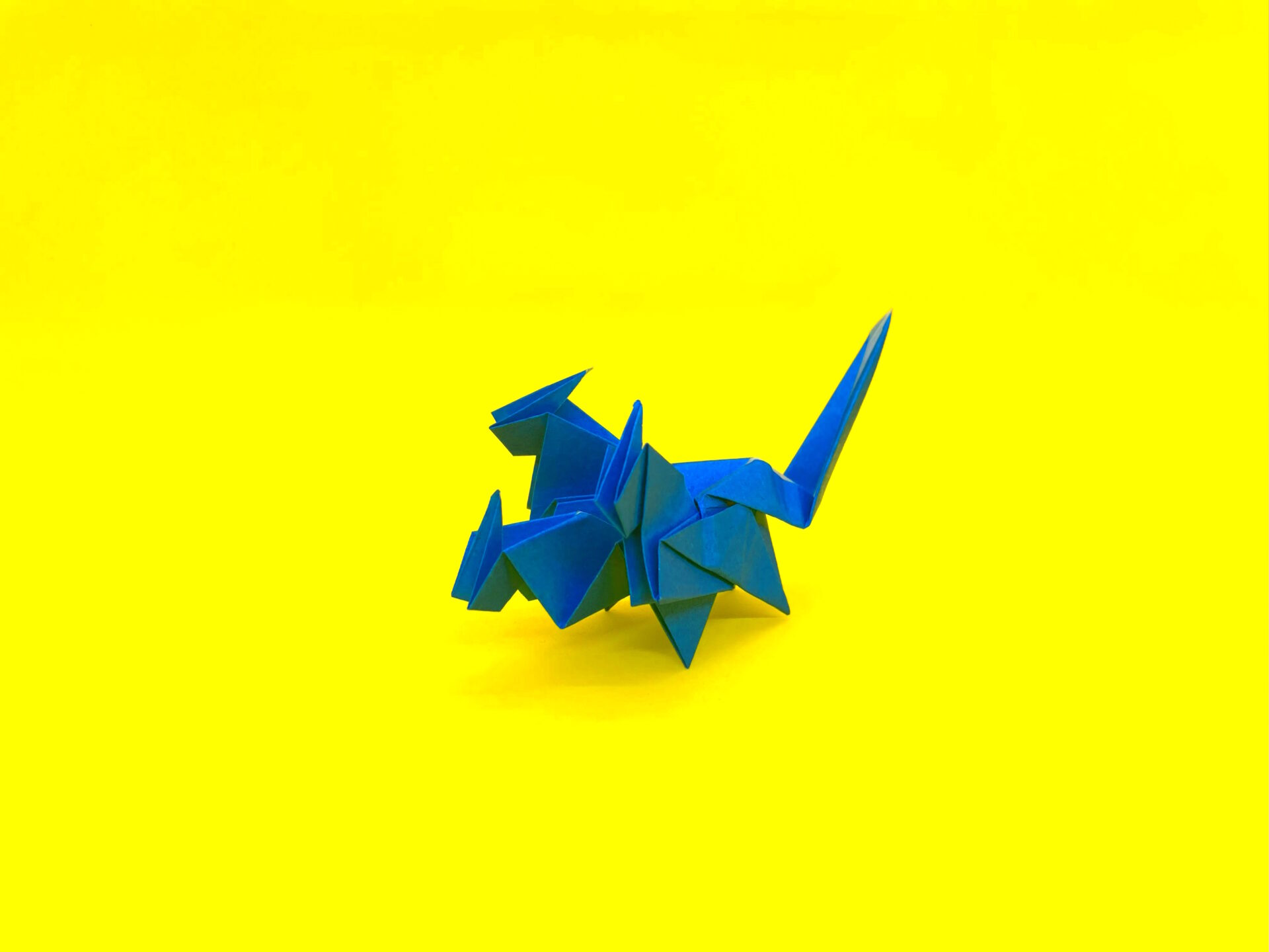 ドラゴンの折り紙 ベビーヒドラ(ヒュドラ)の簡単な作り方~How to make an easy origami baby hydra~