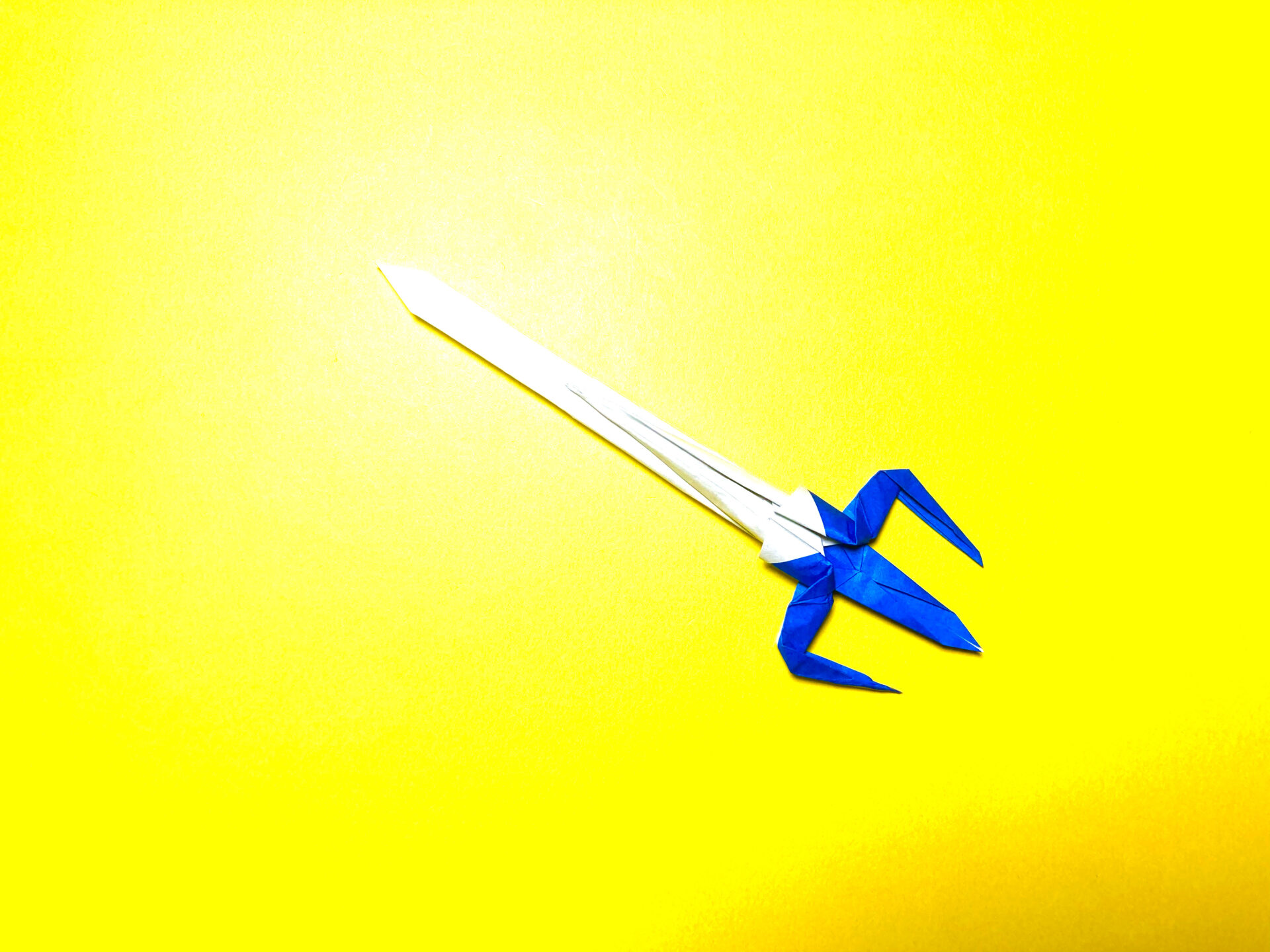 折り紙 1枚で作るかっこいい剣の簡単な作り方7~How to make an easy origami cool sword~