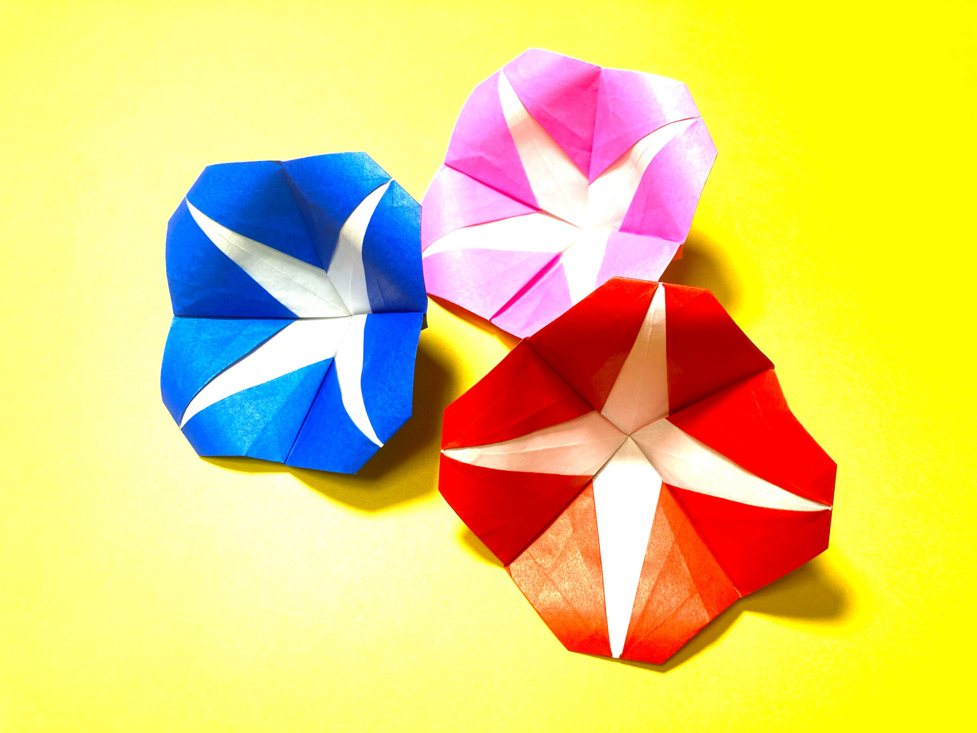 花の折り紙 あさがお(朝顔)の簡単な作り方2~How to make an easy origami morning glory~