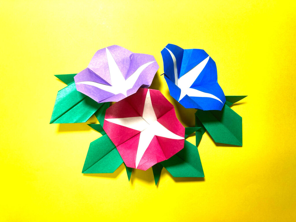 花の折り紙 あさがお(朝顔)と葉っぱの簡単な作り方~How to make an easy origami morning glory and leaves~