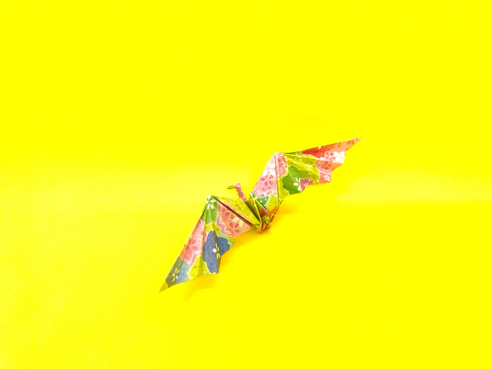 折り紙　大きな翼の折り鶴の簡単な作り方2～How to make an easy origami big winged paper crane～