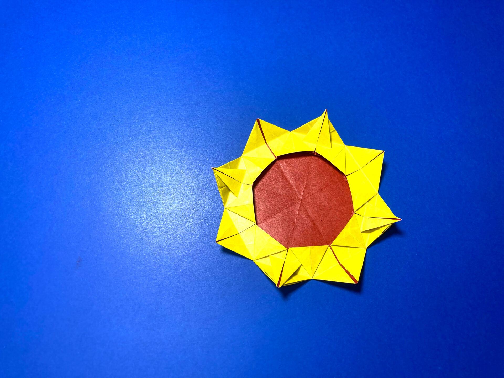 花の折り紙　1枚で折れるひまわりの簡単な作り方2～How to make an easy origami sunflower～